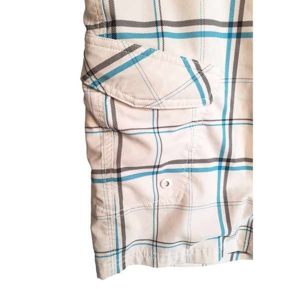 Mossimo Supply Co Lightweight swing Shorts Men's Size 36 white, blue gray. - Picture 3 of 7